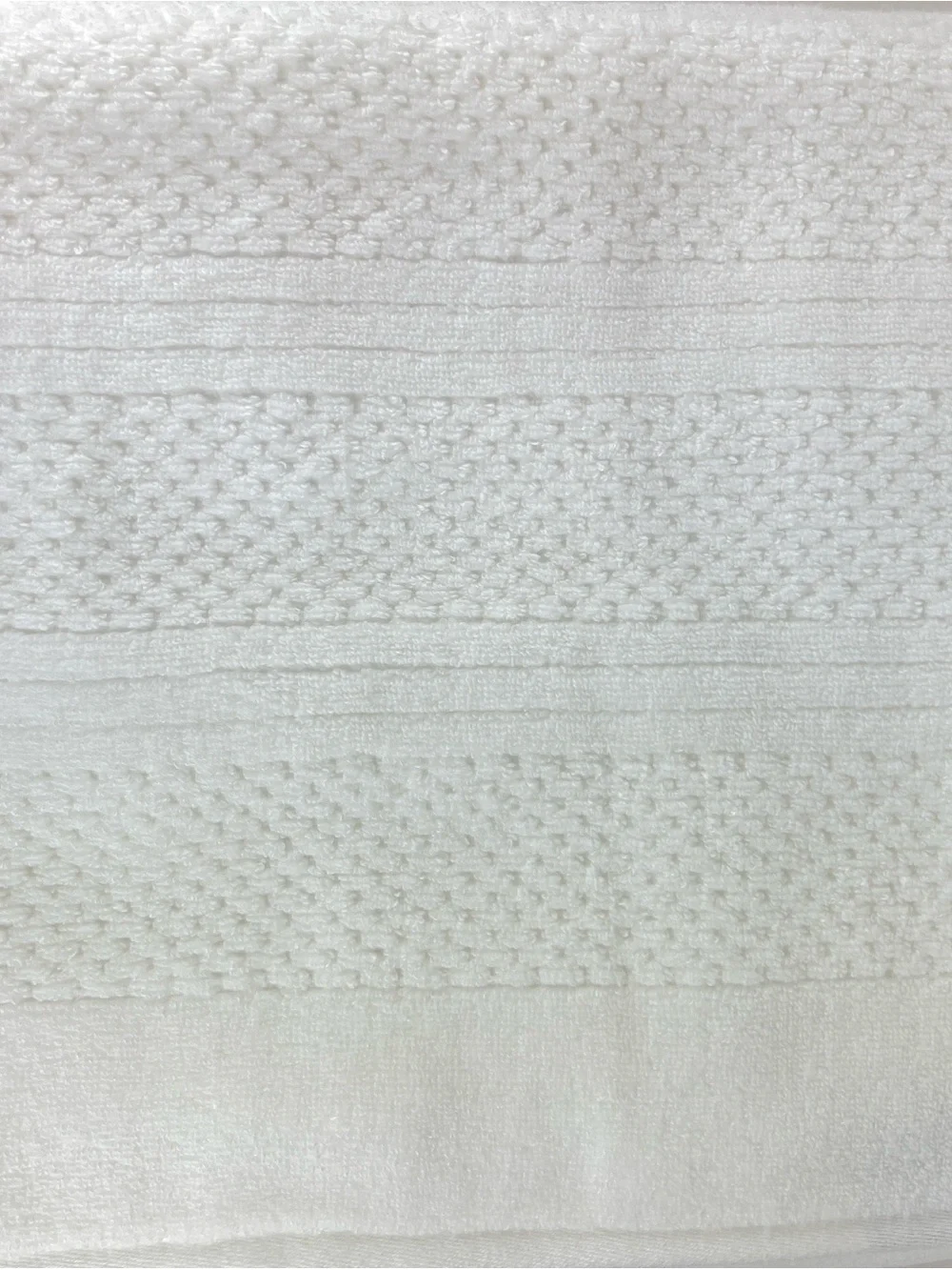 Common Thread Bath Towels White Eco Melange Bamboo Soft Cotton 2 Pc Set NEW